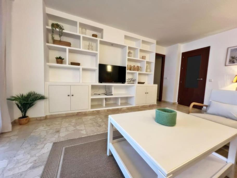 Magnifico Y Amplio Apartamento Con Terraza Fuengirola Eksteriør billede